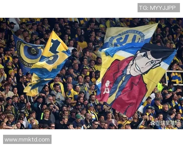 多特蒙德主场战胜沙尔克,欧冠资格近在咫尺 多特蒙德主场战胜沙尔克,欧冠资格近在咫尺