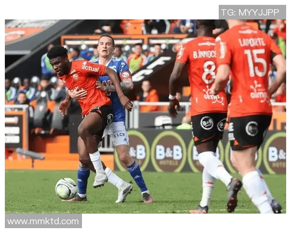 洛里昂客场逆袭,重返德甲巅峰,结束两连败纪录 洛里昂客场逆袭,重返德甲巅峰,结束两连败纪录